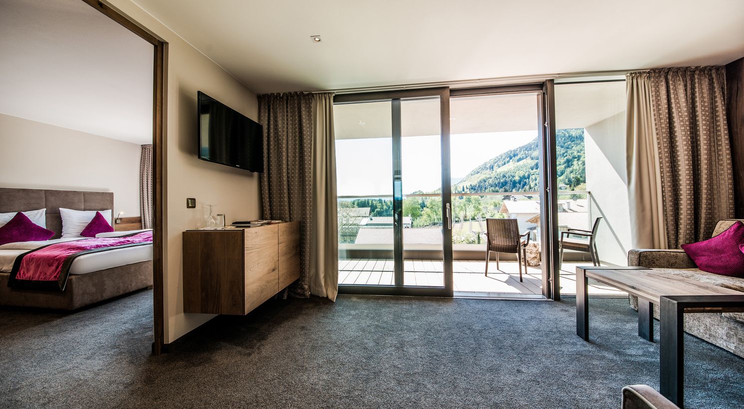 Modern suite, feel-good hotel, Foiana, panoramic balcony