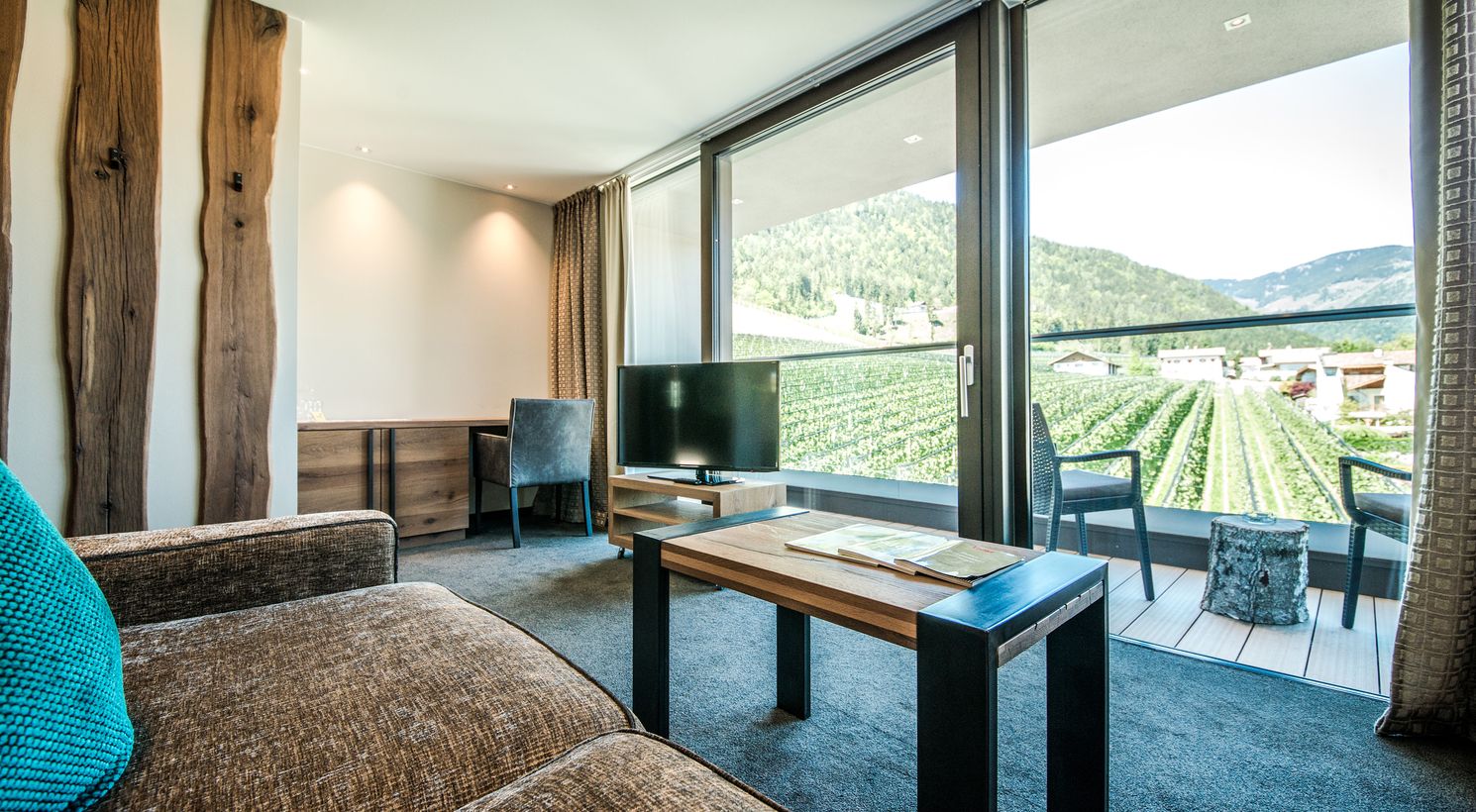 Suite Deluxe / Panorama Penthouse, hotel benessere, Foiana